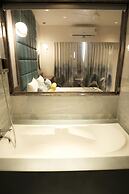 Hotel The Excellency