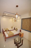 Hotel The Excellency