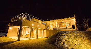 The:MOVES-Musée Villa-