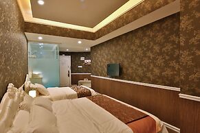 Liyuan Business Hotel
