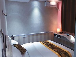 Liyuan Business Hotel