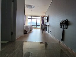 Tongyeong Bridge Hotel