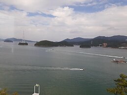 Tongyeong Bridge Hotel