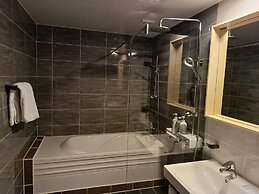 Tongyeong Bridge Hotel