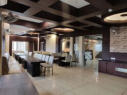 Hotel Maple Delite