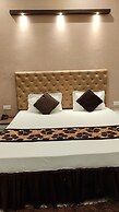 Hotel Maple Delite