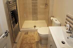 Harbour View City Centre Apartment