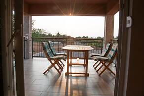 Hvar-Holiday Apartments