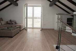 Hvar-Holiday Apartments