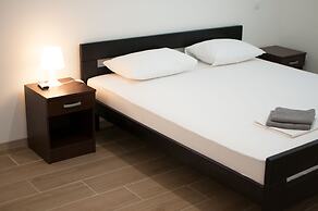 Hvar-Holiday Apartments