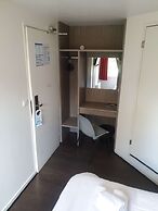 Kyriad Direct  Poissy - Acheres