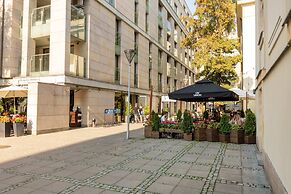 Royal Route Apartment for 10 people