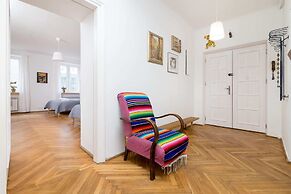 Royal Route Apartment for 10 people