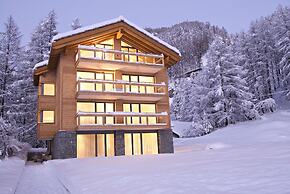 Chalet Altesse Serviced Apartments