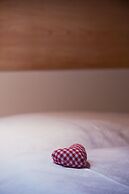 Chalet Altesse Serviced Apartments