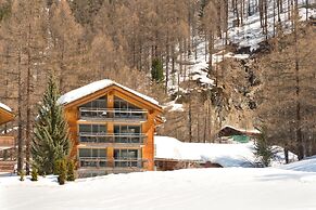 Chalet Altesse Serviced Apartments