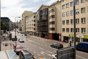 Powisle 2 - Bedroom Apartment