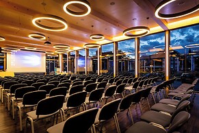 Sunrose 7 - Gourmet & SPA Hotel (16+)