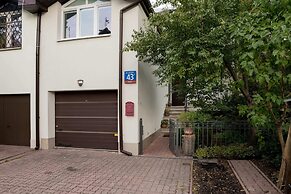 Mokotow Cosy House Studio