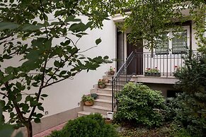 Mokotow Cosy House Studio