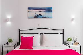 Naxos Diamond Studios Apartments