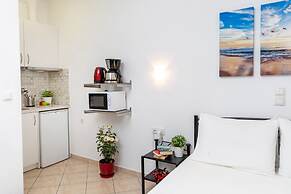 Naxos Diamond Studios Apartments