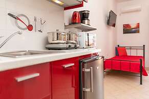 Naxos Diamond Studios Apartments