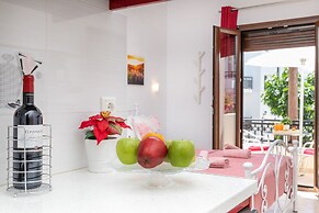 Naxos Diamond Studios Apartments