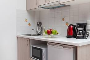 Naxos Diamond Studios Apartments