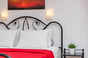 Naxos Diamond Studios Apartments