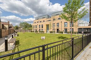 EMERALD APARTMENTS LONDON