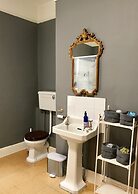 The Walton House near City Center