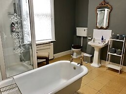 The Walton House near City Center