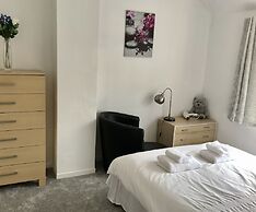 The Woodfarm Lodge - 3 Bedroom House