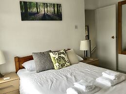 The Woodfarm Lodge - 3 Bedroom House