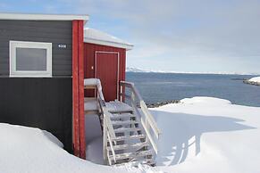 Inuk Hostels