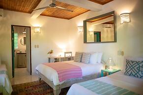 Hotel Guiones