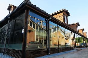 Lu-Kang Traveler Inns