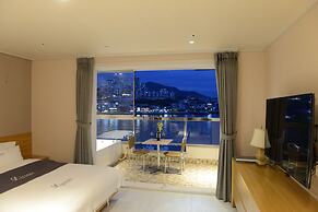 Yeosu Lium Spa Hostel