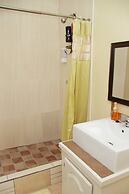 Operative Car Rental & La Porsuette Inn