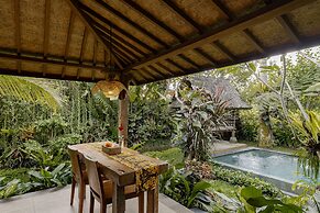 Moringa Ubud Villa