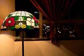 Almas Guest House - Hostel