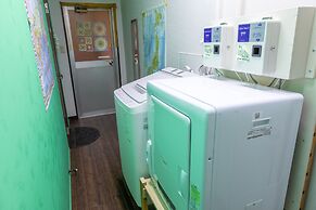 Almas Guest House - Hostel