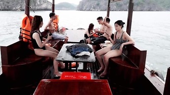 Aroma Cat Ba sea view hotel