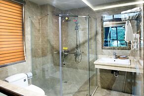 Aroma Cat Ba sea view hotel