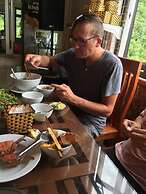 Aroma Cat Ba sea view hotel