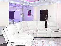 Z'Bass Hotel & Resort