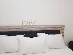 Z'Bass Hotel & Resort