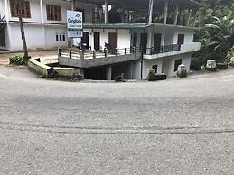 Canalside Villa & Guest House
