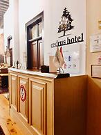Cedrus Hotel